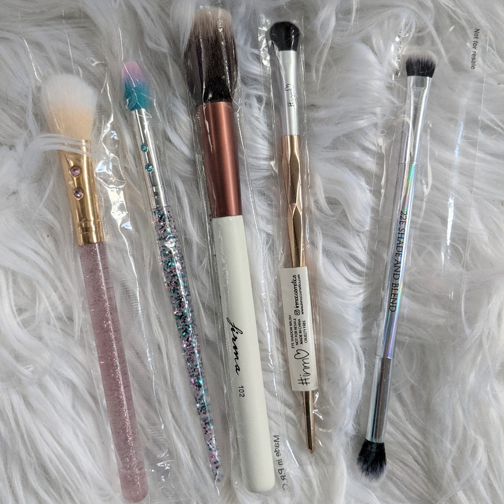 Makeup Brush Bundle NWT